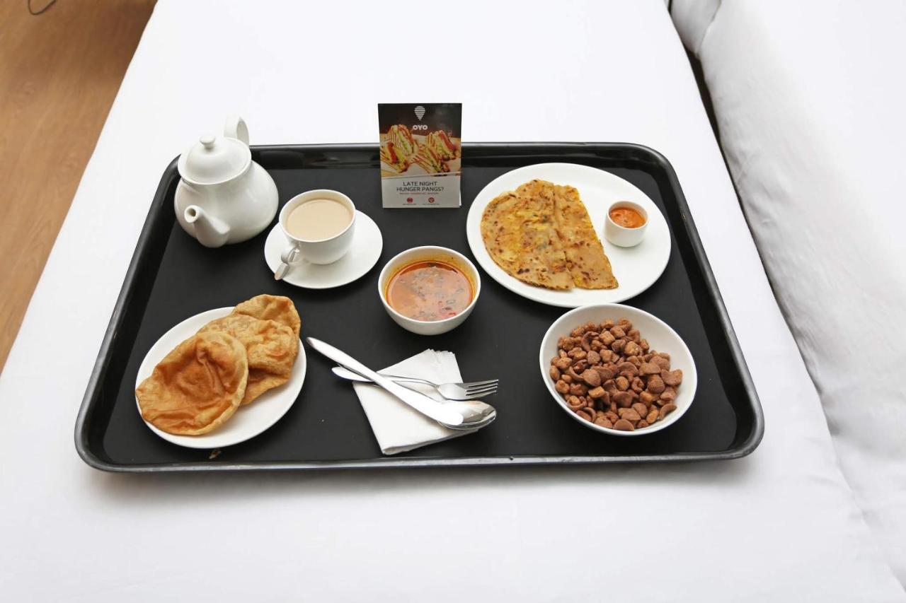 Oyo 67033 Hotel Sahil Plaza Una  Exteriör bild